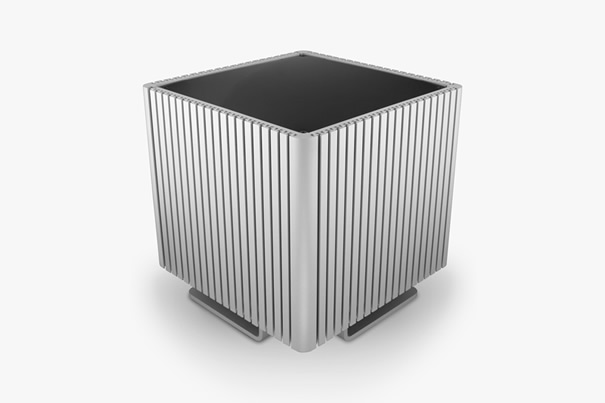 Streacom DB4 Fanless Chassis Silver, Extruded Aluminum, without Optical Slot